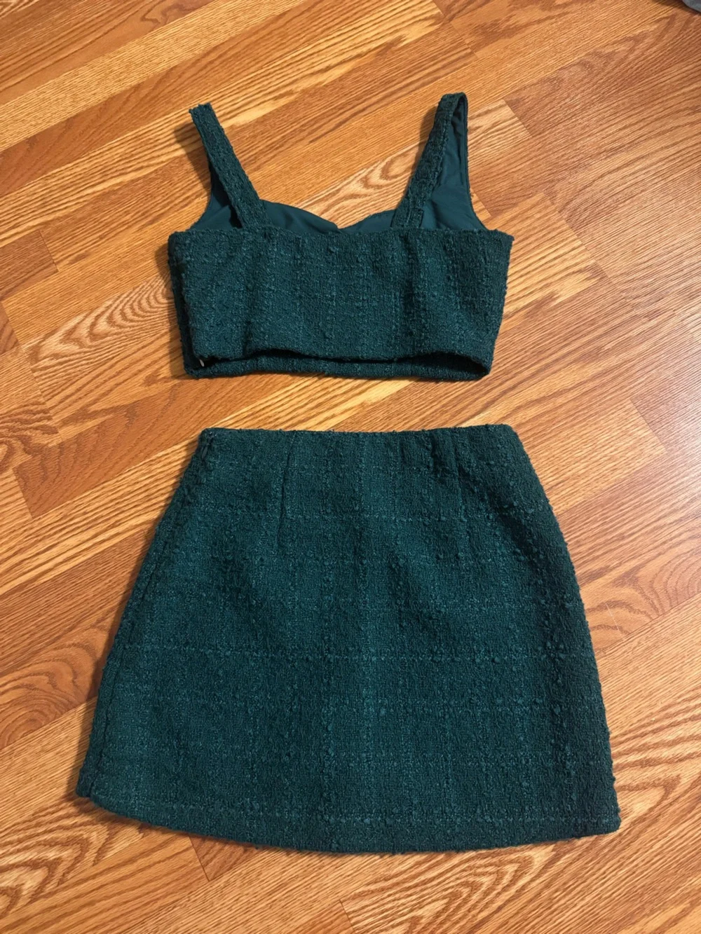 Abercrombie & Fitch Dark Green Tweed Mini Skirt Set - Women. Worn once.
